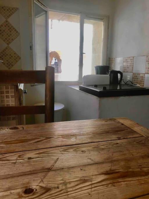 Appartement Face Aux Arenes Arlés Exterior foto
